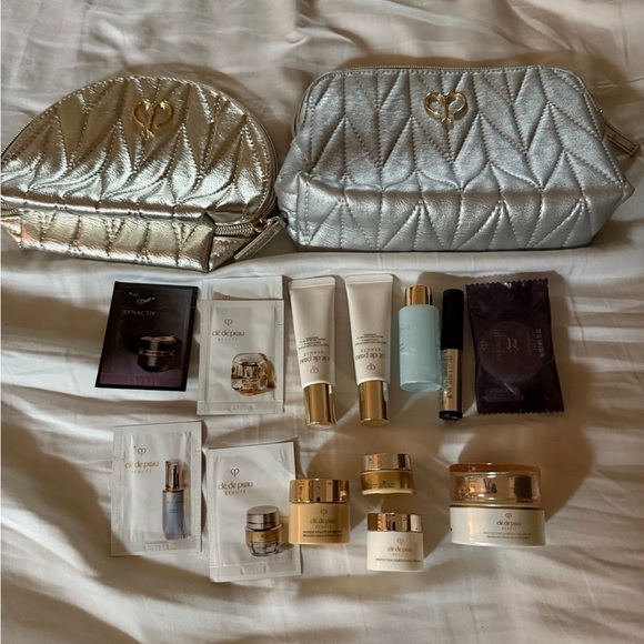 Silver Quilted Cosmetic Bags with Cle de Peau Skincare. - Picture 9 of 9